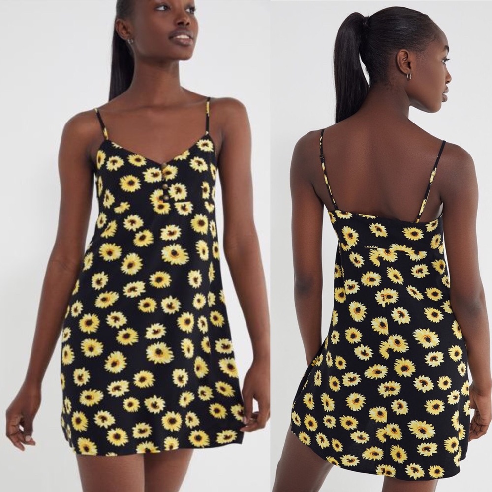 UO Rayanne Printed Empire Mini Dress